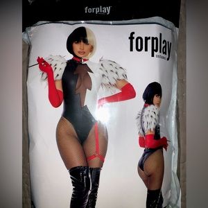 Like New - Cruela Halloween Costume XS.